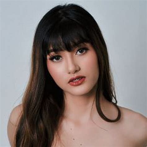 Danielle Gabrielle Manez .